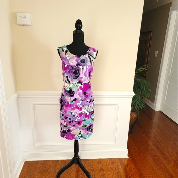 DB established 1962 Dress - Picture 9 of 10